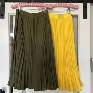 Size M midi-length Skirt Bundle! NWT YELLOW SKIRT